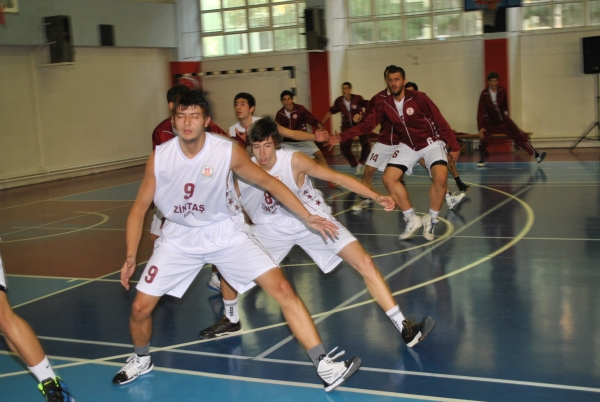 Basketbol heyecanı ŞMG ye taşındı.