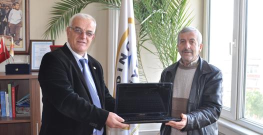Başkan Yağcı`dan Çiftçi Malları`na bilgisayar