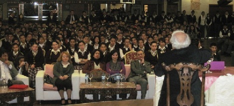 Muzaffer İzgü