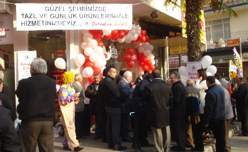 Öztaylan Süt evi 5.şubesini Erdek`e açtı.
